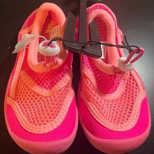 Girls Beachwear Shoes Size 7 Only One In Stock